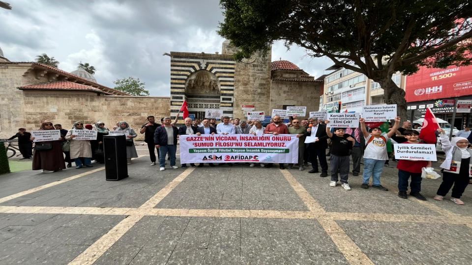 İsrail’in yardım filosuna saldırısına Adana’dan sert tepki