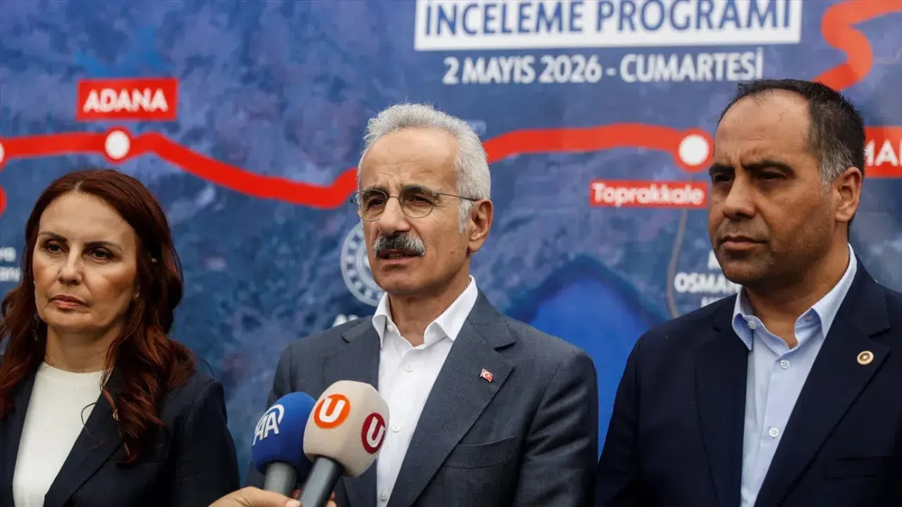 Bakan Uraloğlu: "Mersin-Adana-Gaziantep Hızlı Tren Hattı 312 kilometre olacak"