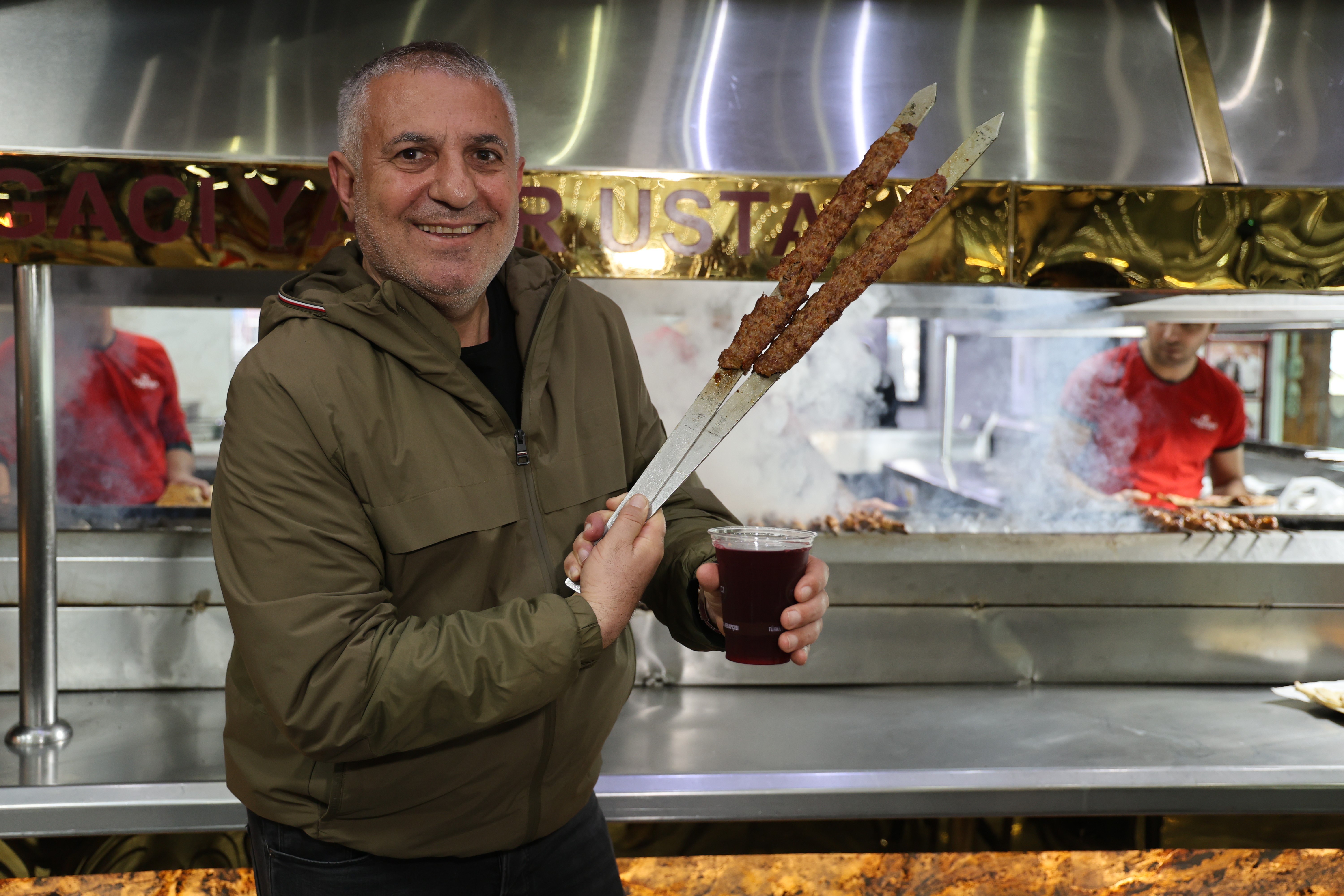 Adana kebabı ve salata ikilisi 'glutatyon' seviyesini artırıyor