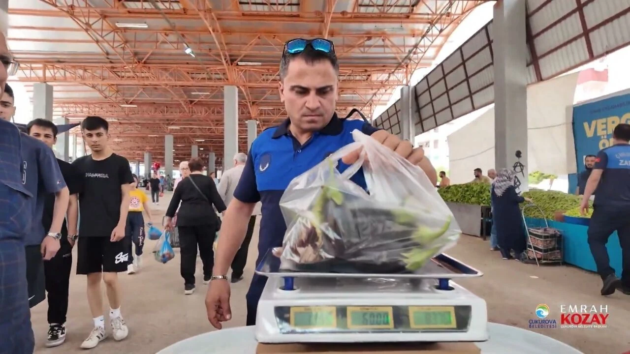 Çukurova’da semt pazarlarında denetimler sürüyor