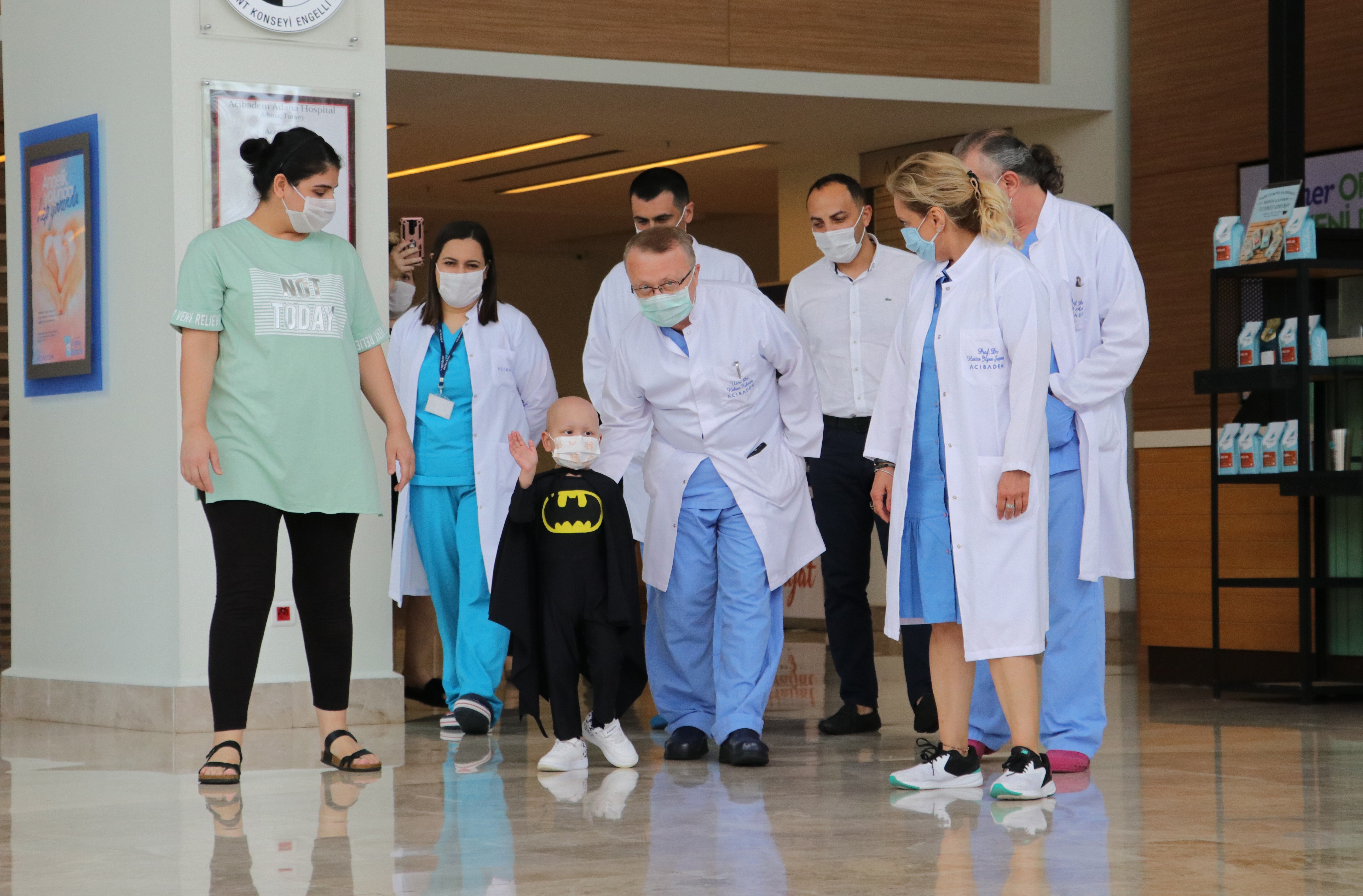 Yunanistan'daki kahramanıyla tanışmak istiyor