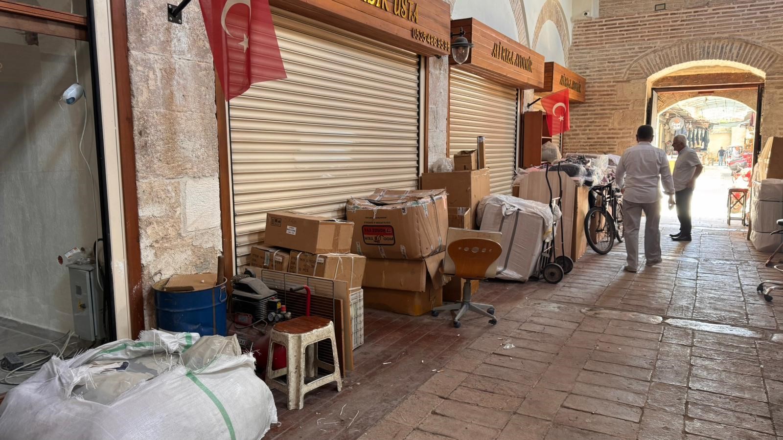 Adana'nın tarihi Kapalı Çarşı'sı, adı gibi ‘Kapalı' kaldı