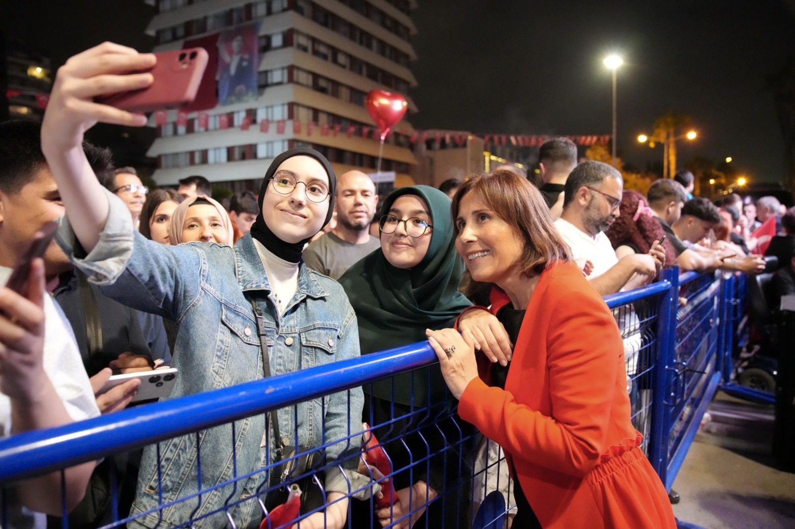 Oya Tekin ''19 Mayıs teslim olmamanın adıdır''