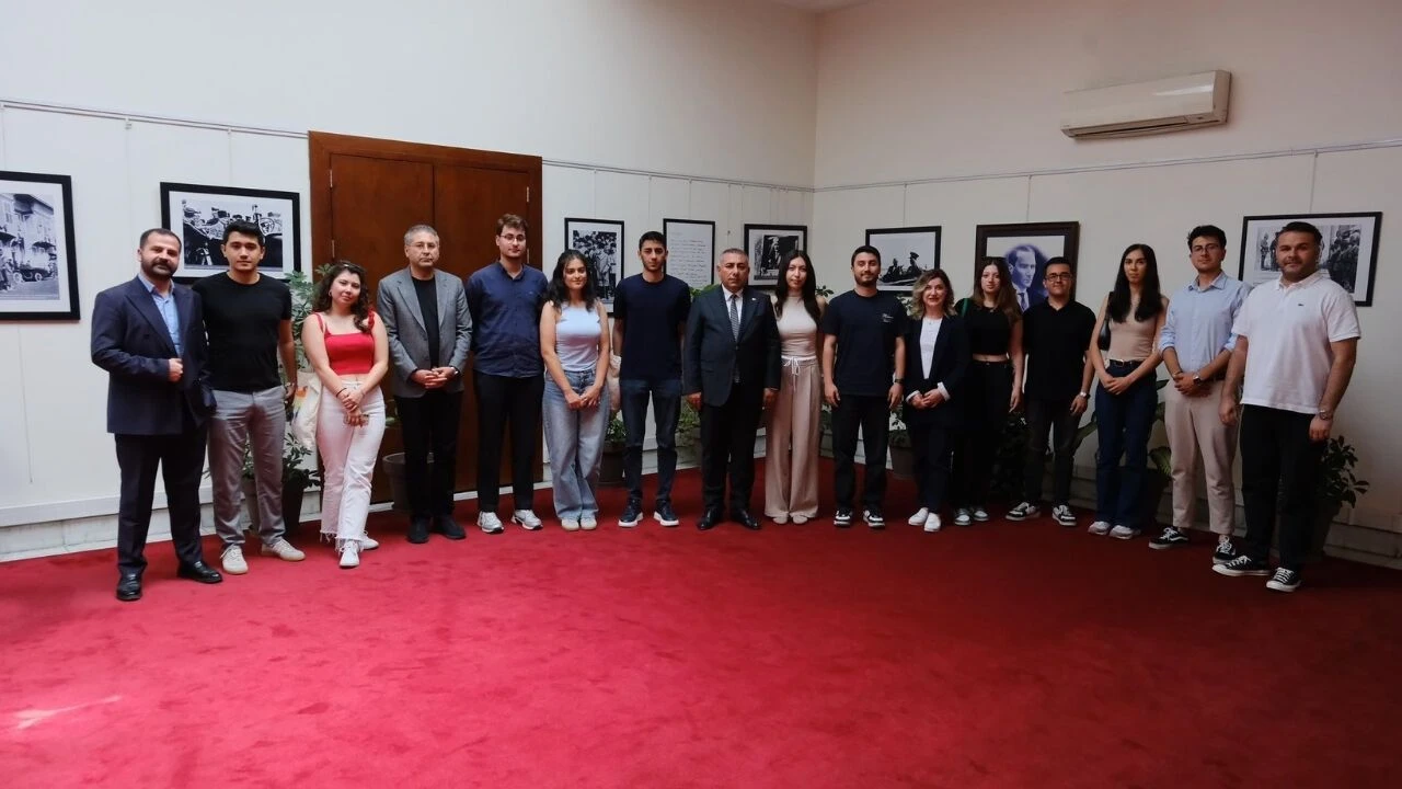 Adana Büyükşehir’de gençlik değişimi buluşması
