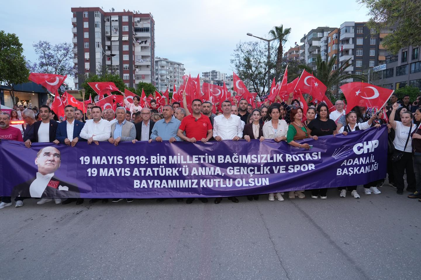 Çukurova’da 19 Mayıs coşkusu meydanlara sığmadı