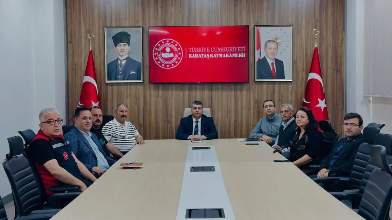 Karataş’ta Sosyal Yardım Masası kuruldu