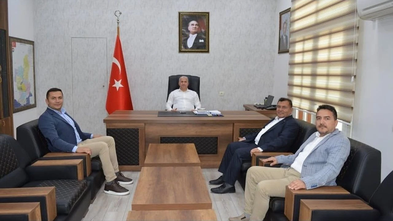 Sağlık-Sen Adana Şubesi’nden Ceyhan Kaymakamlığı’na ziyaret