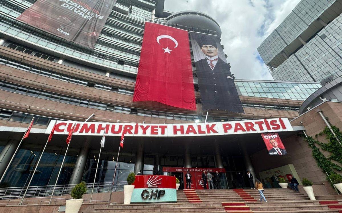 Ankara Valiliği açıkladı: Emniyet'e talimat verildi, CHP Genel Merkezi boşaltılacak!