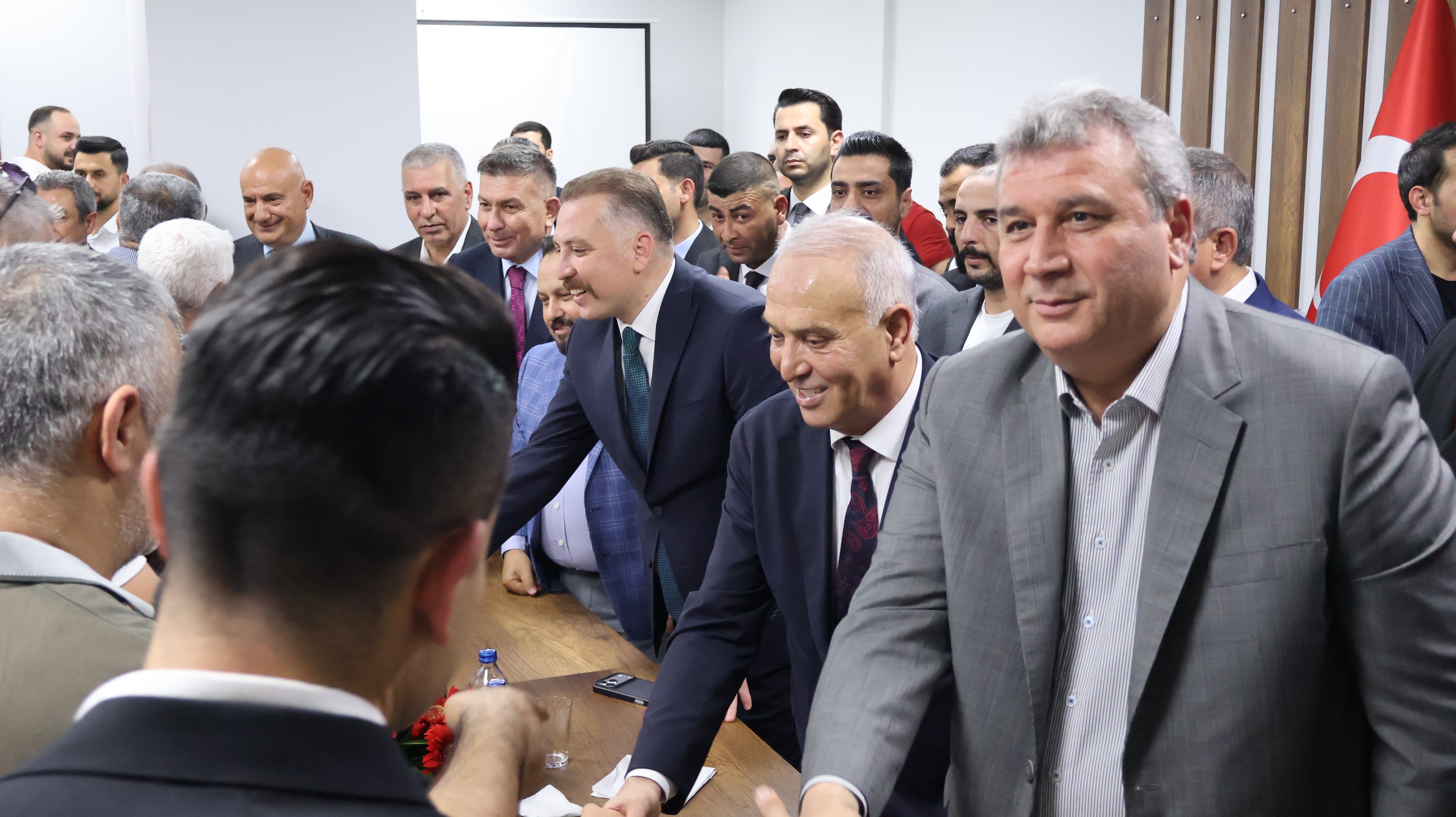 MHP Adana İl Başkanlığı’nda bayramlaşma programı düzenlendi