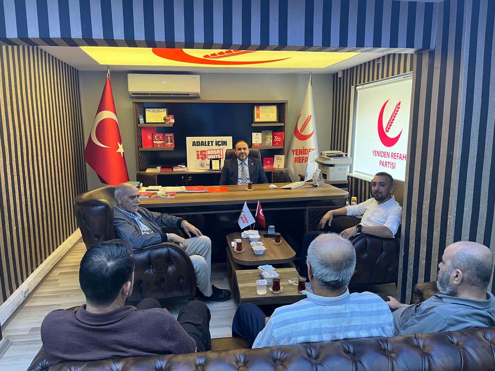 Yeniden Refah Partisi Adana İl Teşkilatında bayramlaşma coşkusu
