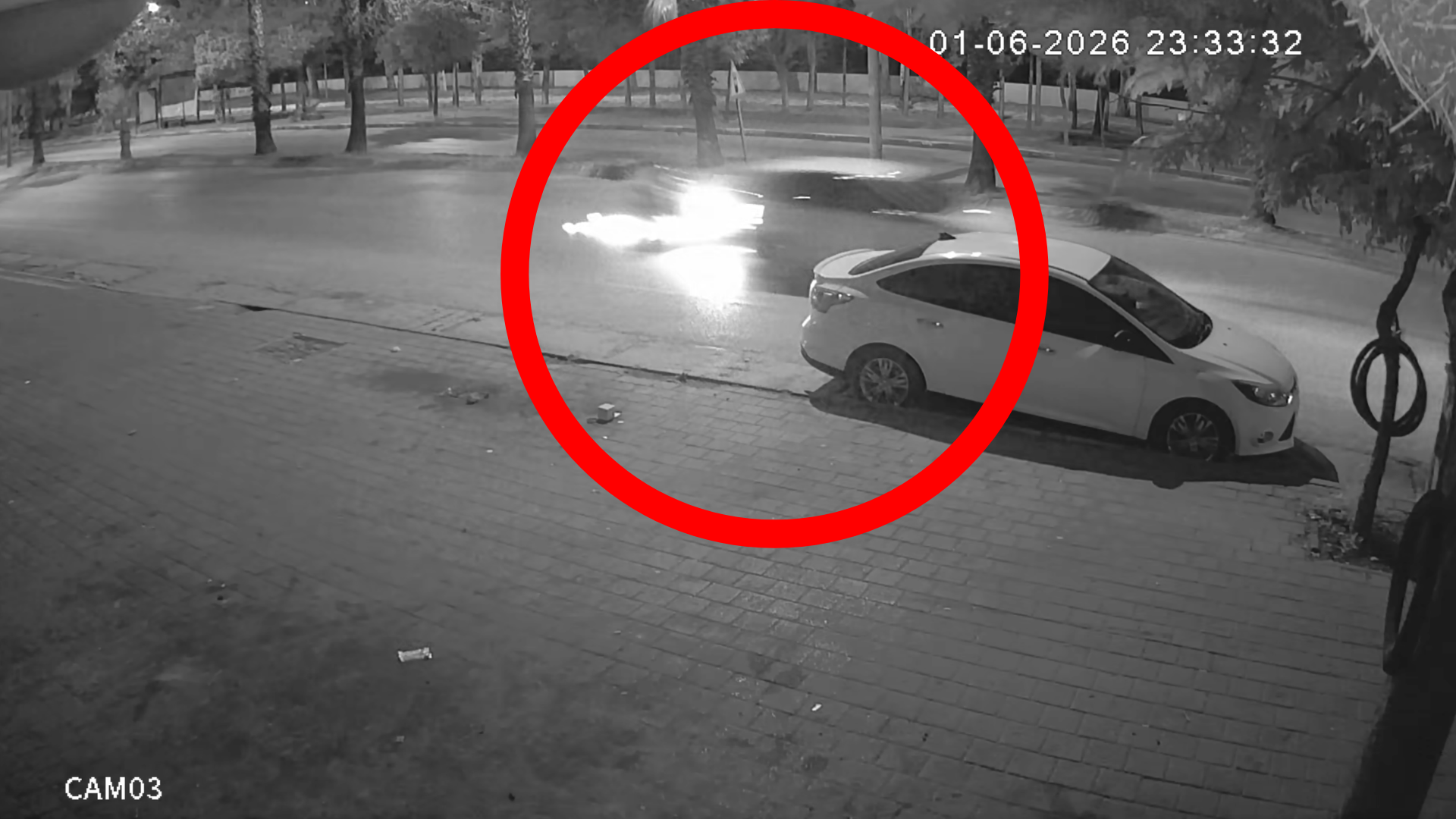 Sarıçam’da vicdan sızlatan kaza: Motosikletliye çarpıp kaçtı!