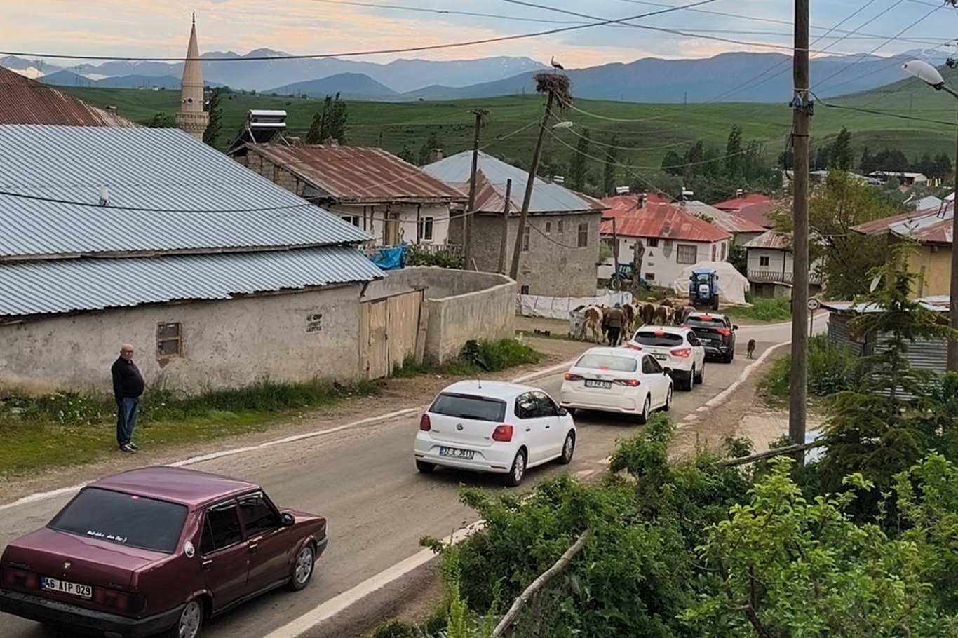 Tufanbeyli’de çevre yolu talebi büyüyor