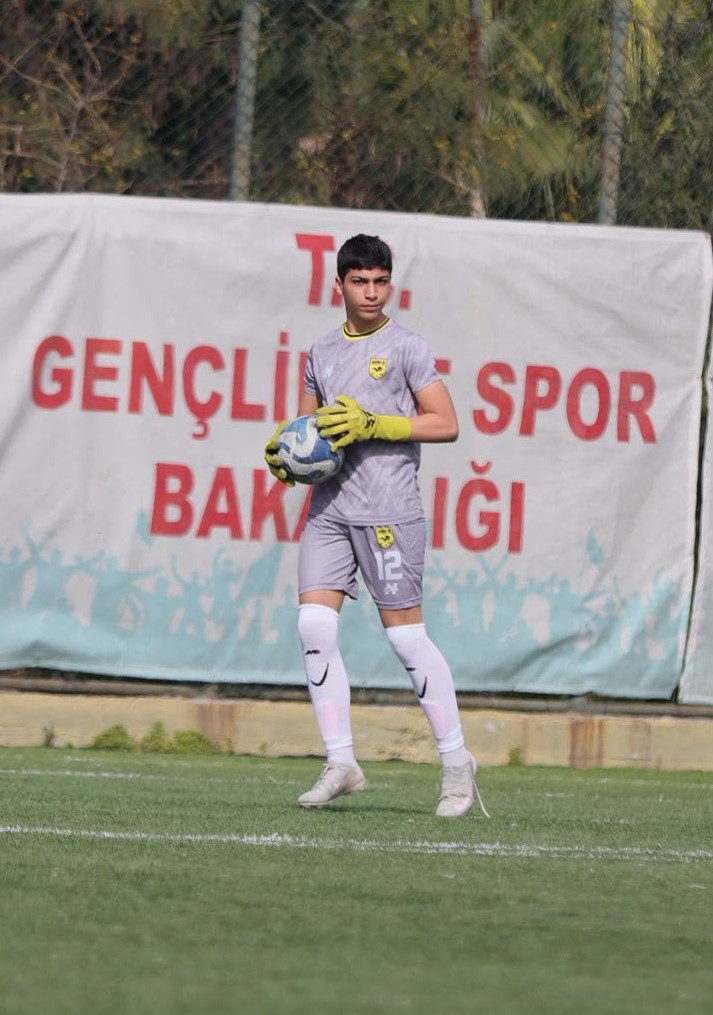 Adana futbolunun yükselen kalecisi: Necati Aras Kaya