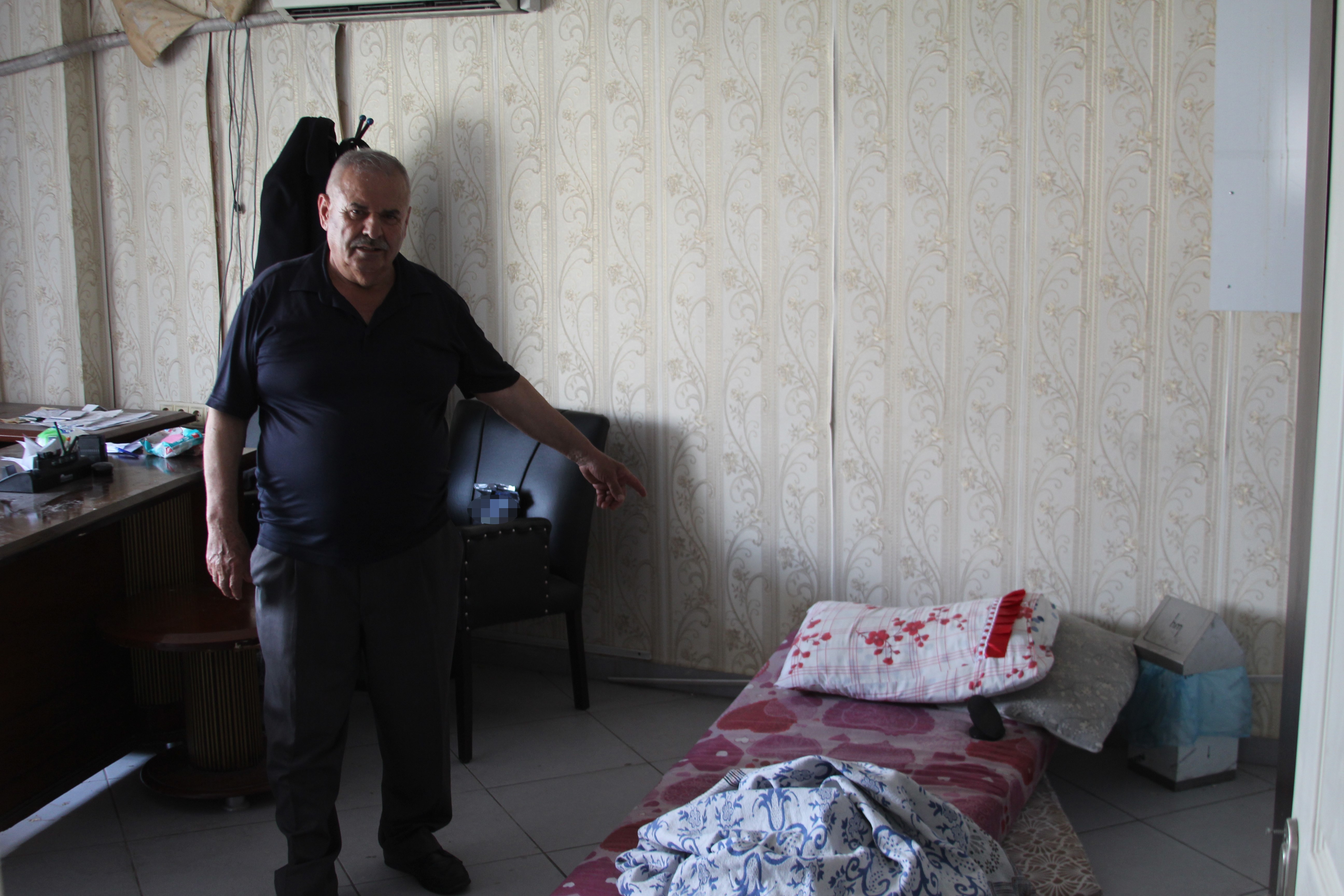 72 yaşındaki tatlıcıdan tarikat iddiası: “7-8 yıldır evime bile giremiyorum”
