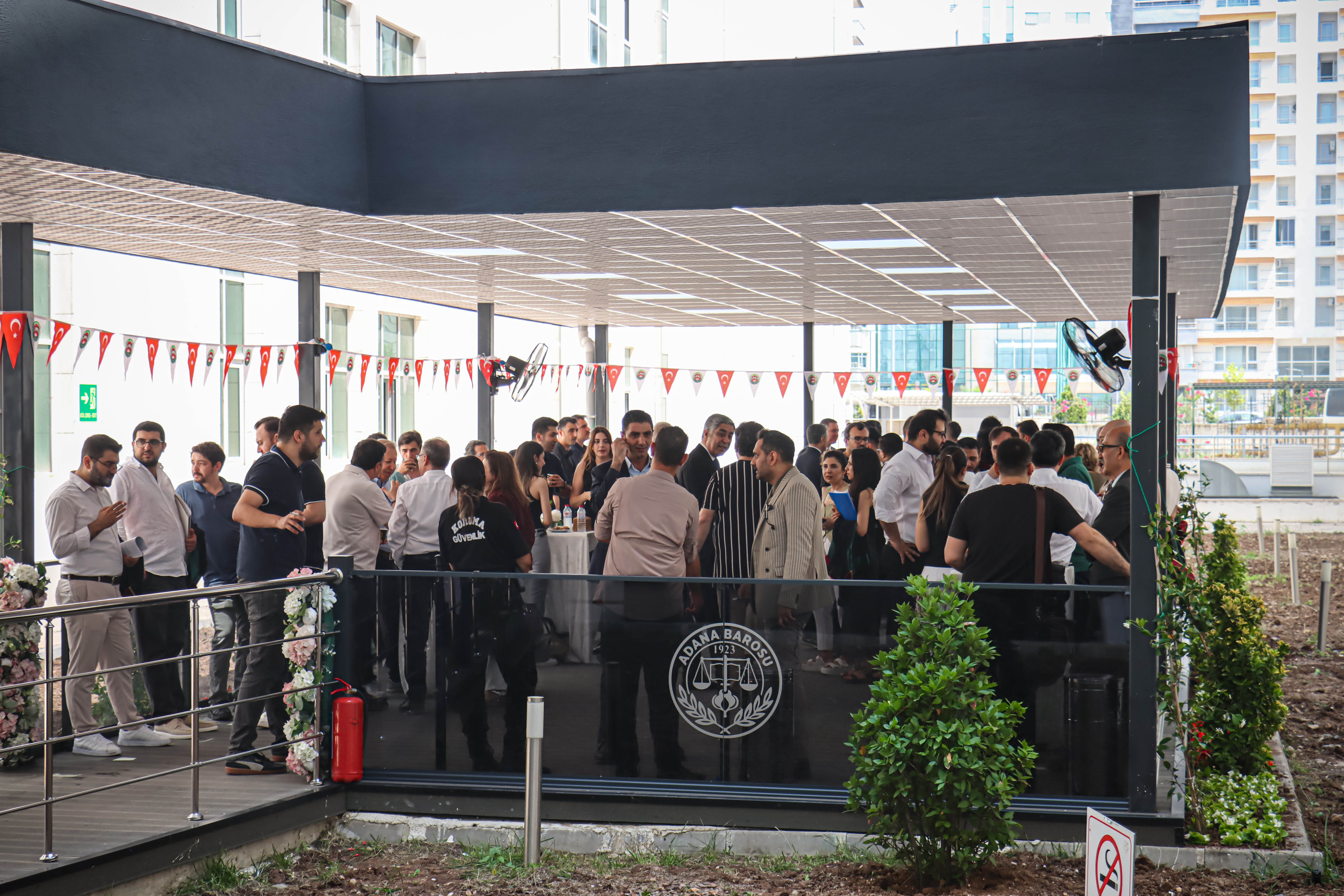 Adana Adliyesi’nde avukatlara özel dinlenme alanı hizmete açıldı