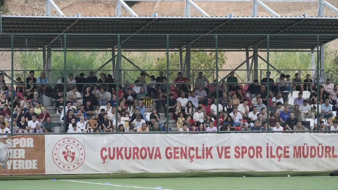 Adana 01 FK’nın futbolcu seçmelerine yoğun katılım