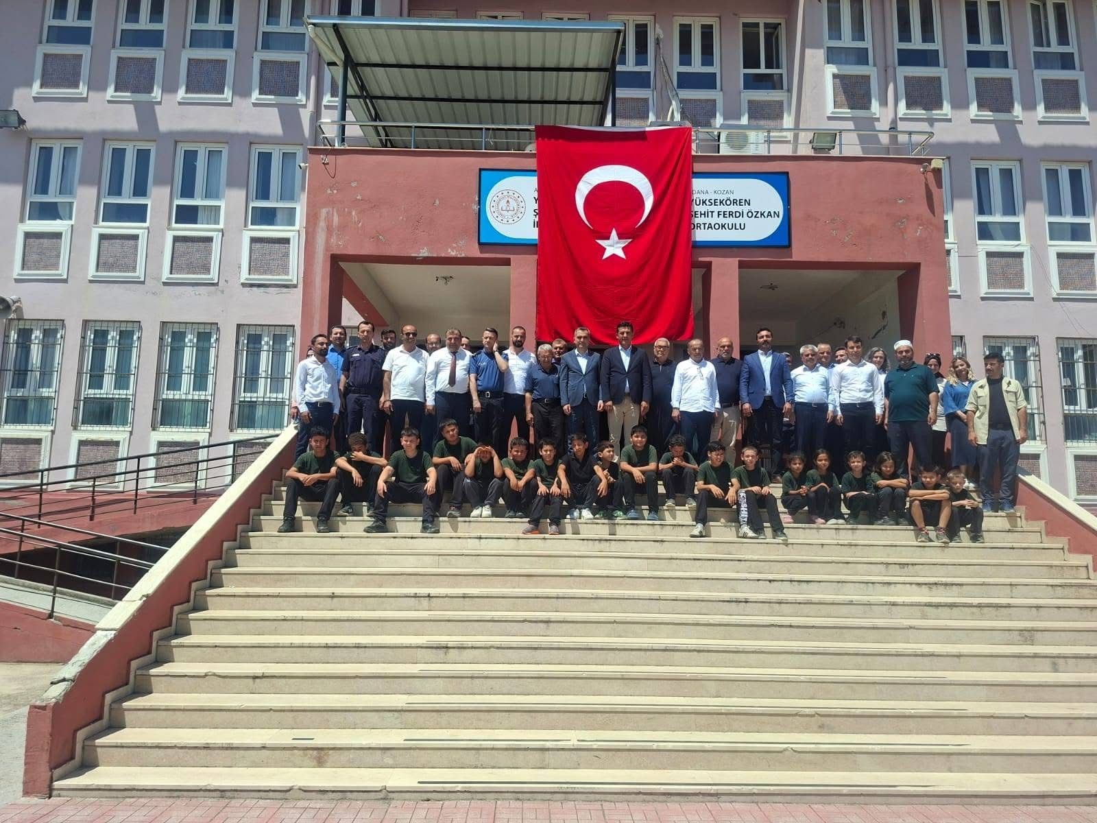 Kozan’da şehit ve gazilerin isimlerini yaşatacak kütüphane açıldı