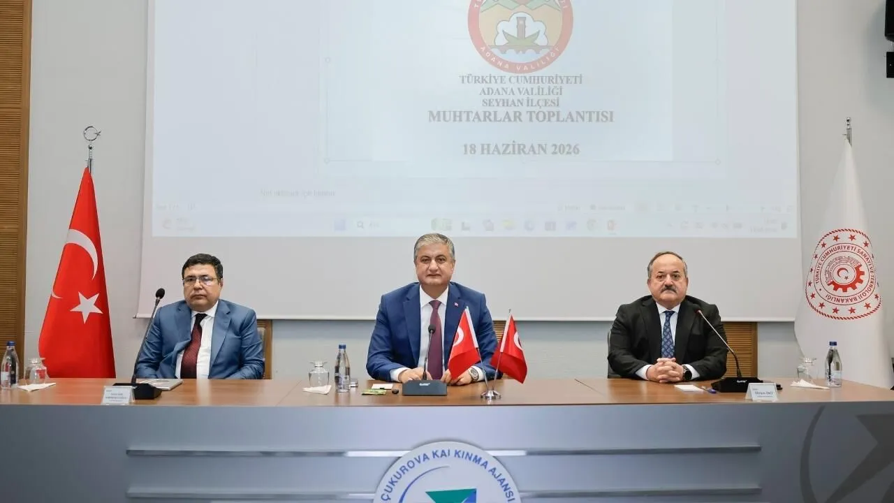 Vali Yavuz, Seyhanlı muhtarlarla bir araya geldi
