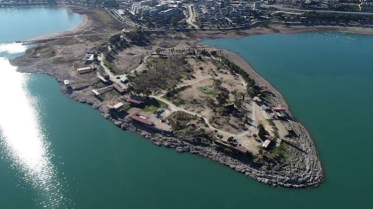 Adnan Menderes Adası’nda modern yaşam alanı kuruluyor