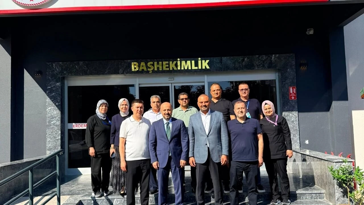 Halil Nacar’dan Erdemli Devlet Hastanesi’ne ziyaret