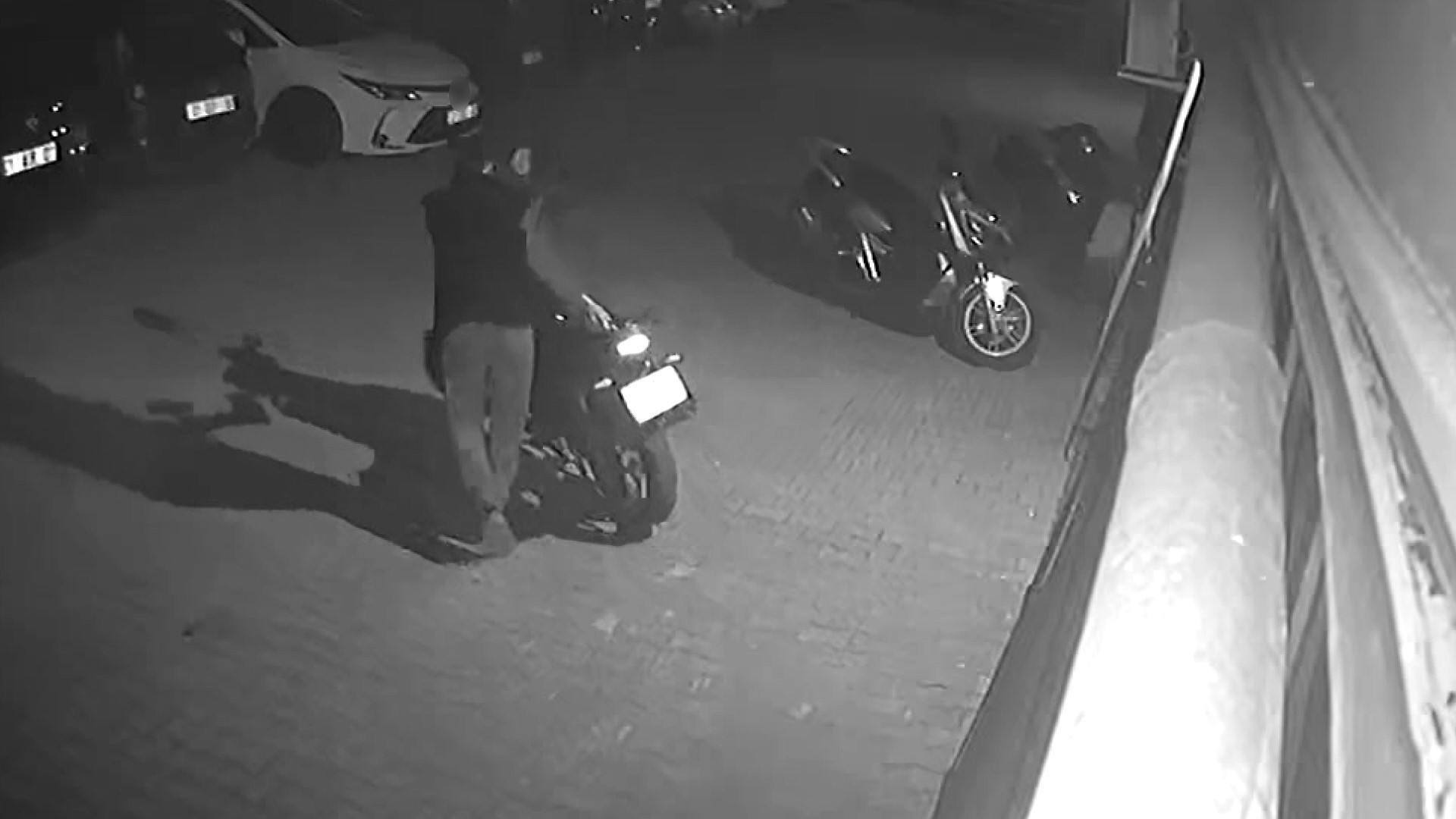 Çaldığı motosikletle dolaşırken yakalandı: "Polise teslim etmeye gidiyordum" dedi