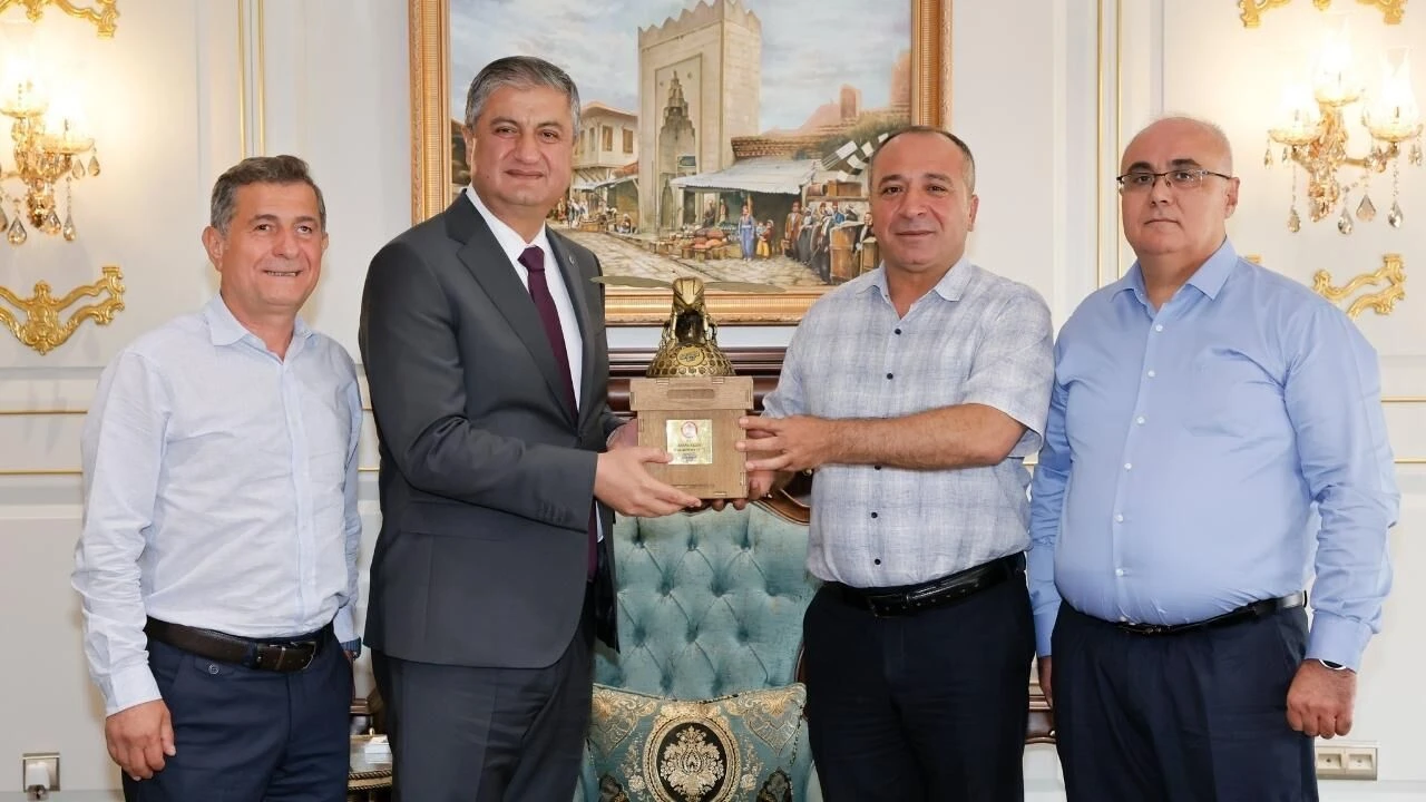 Adana’da arıcılığın geleceği Valilikte ele alındı