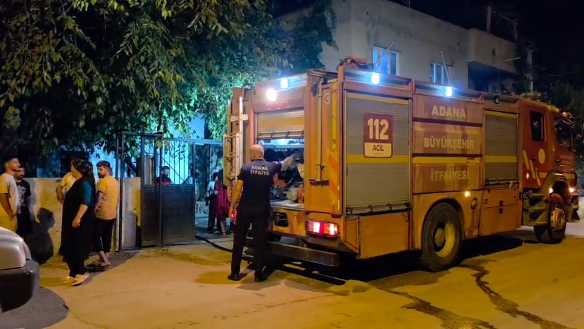 Kozan’da müstakil evde yangın: 1 kişi hastaneye kaldırıldı