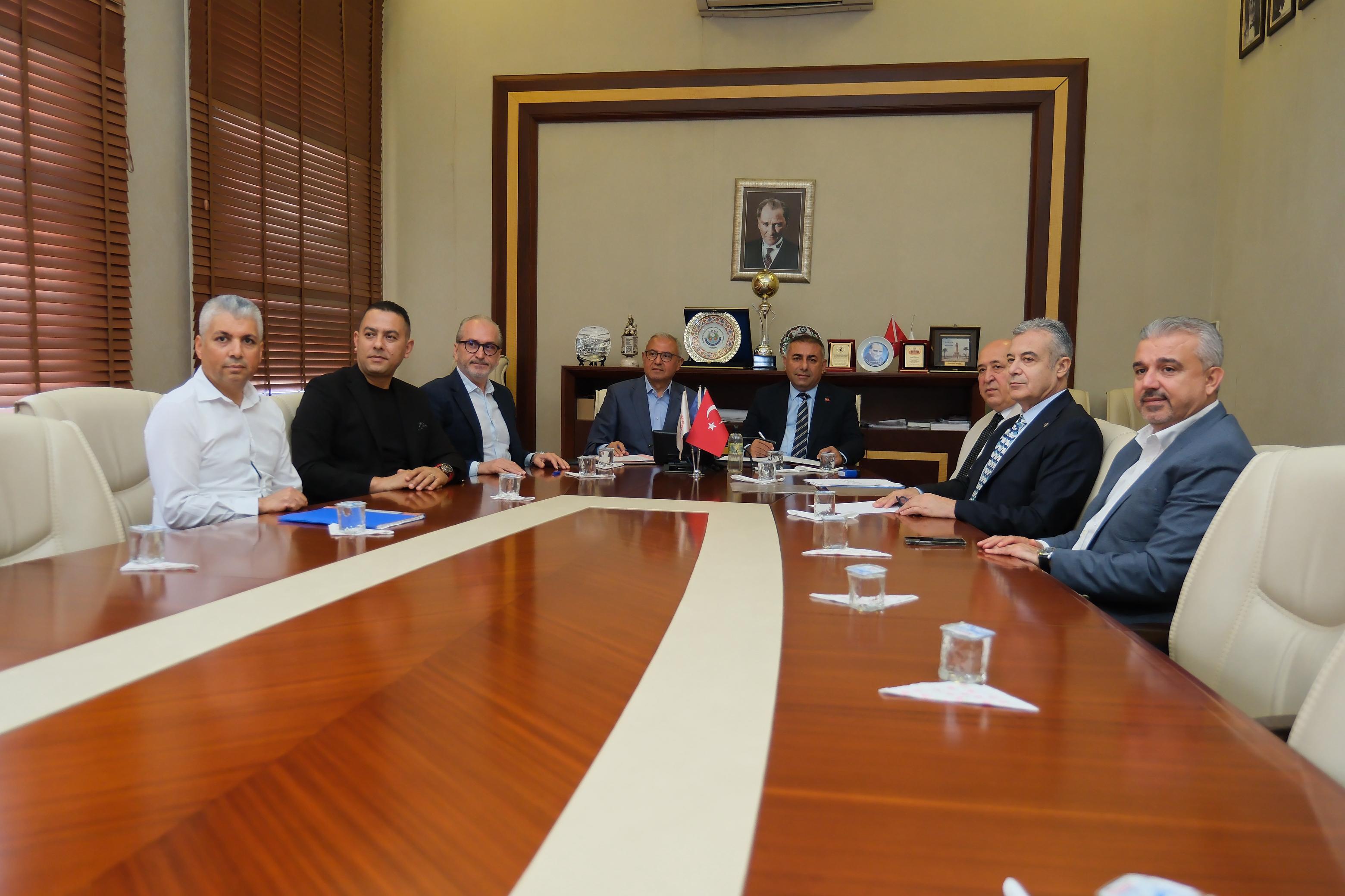 Adana’da sahipsiz hayvanlara destek için protokol imzalandı