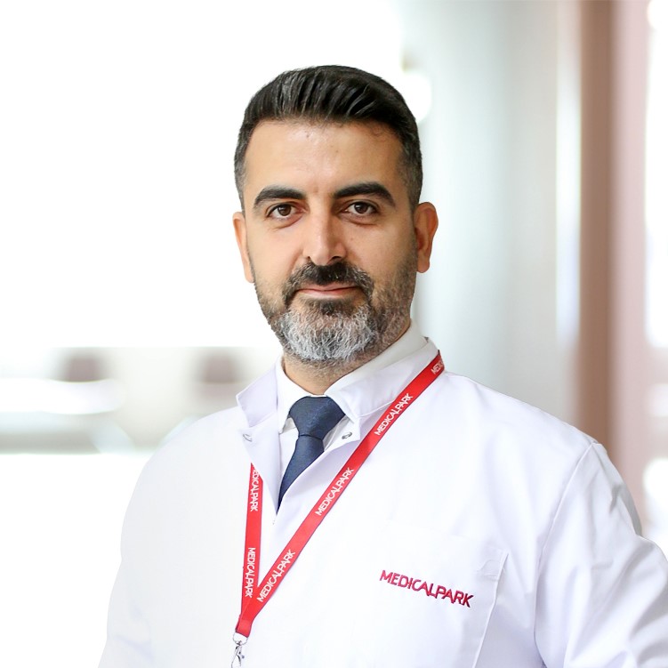 Op. Dr. Abit Yaman: “Onkoplastik cerrahi birçok meme kanseri hastasında uygulanabiliyor”