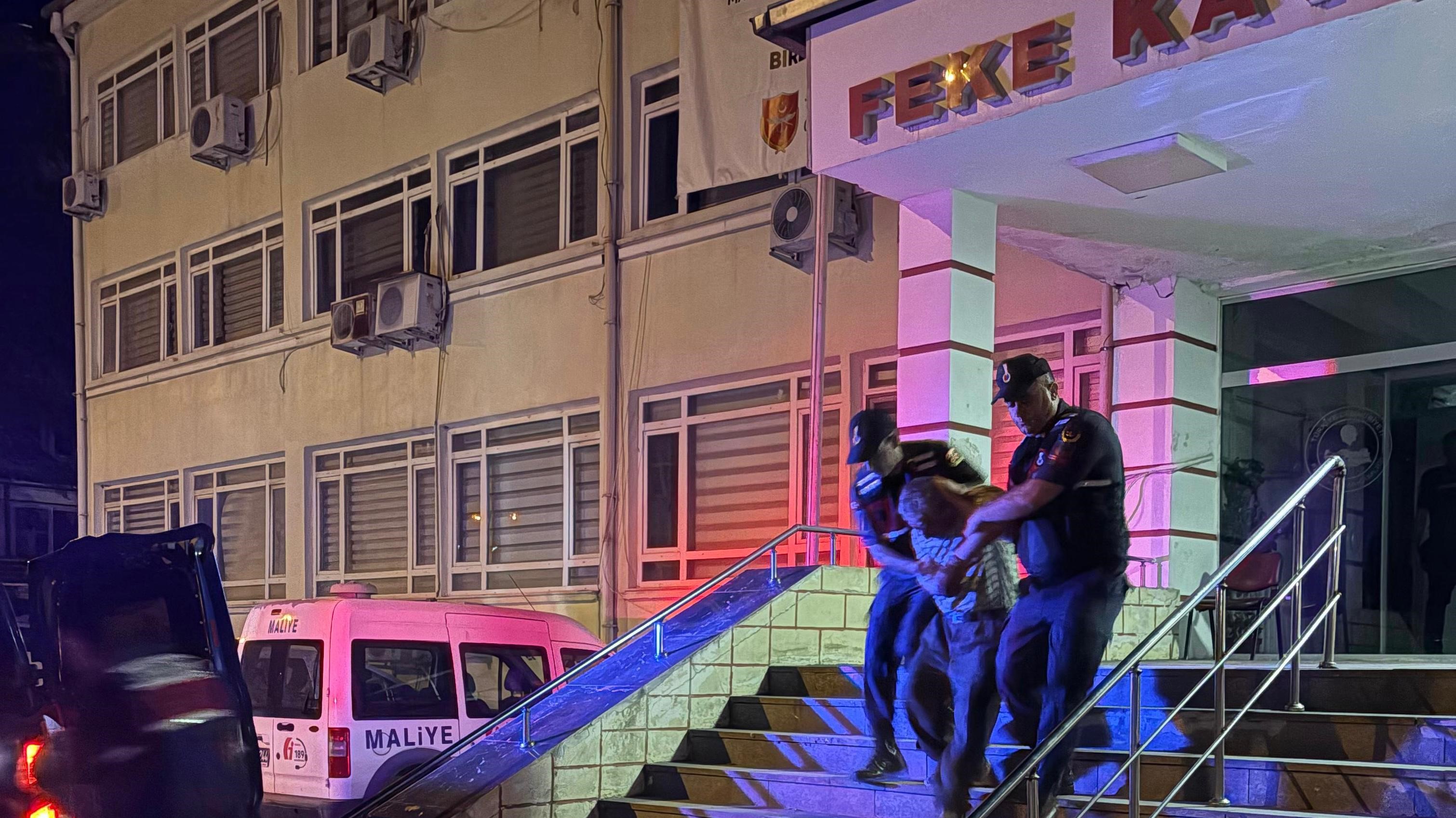 Adana’da istismar şüphelisi ve onu alıkoyan baba tutuklandı