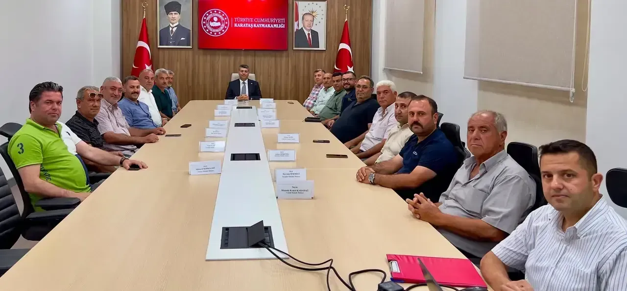 Kaymakam Aktan muhtarlarla veda toplantısında buluştu