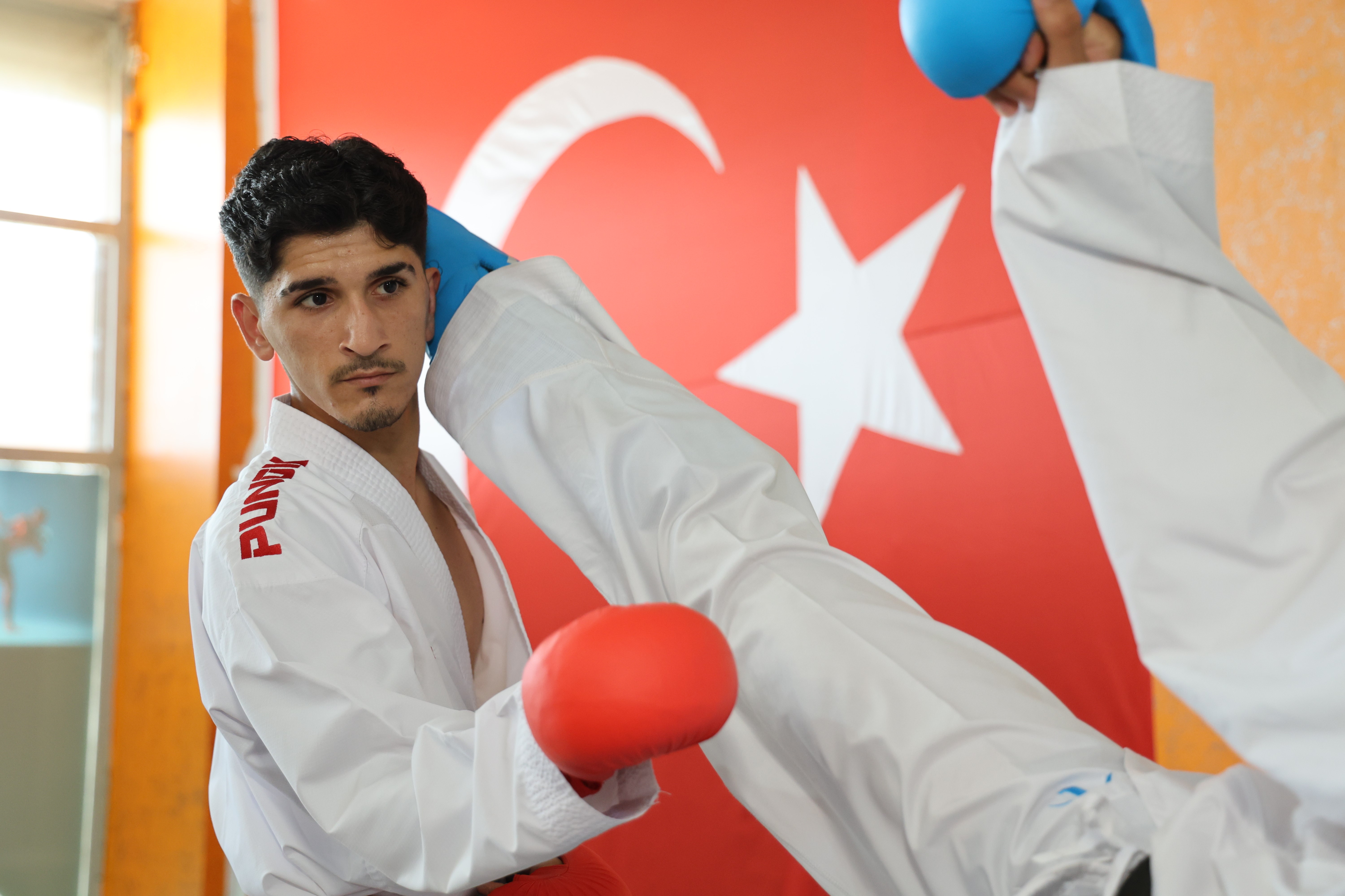 Adanalı milli karateci gözünü olimpiyatlara dikti