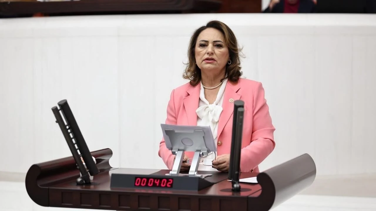 CHP Adana Milletvekili Dr. Müzeyyen Şevkin’den TOKİ’ye çağrı: “Hak sahiplerinin mağduriyetine son verin”