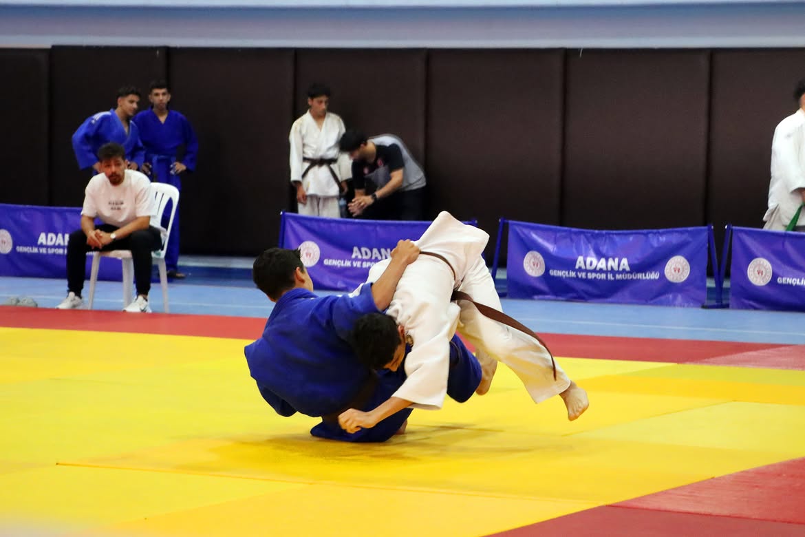 Anadolu Yıldızlar Ligi’nde judo heyecanı Adana’da başladı