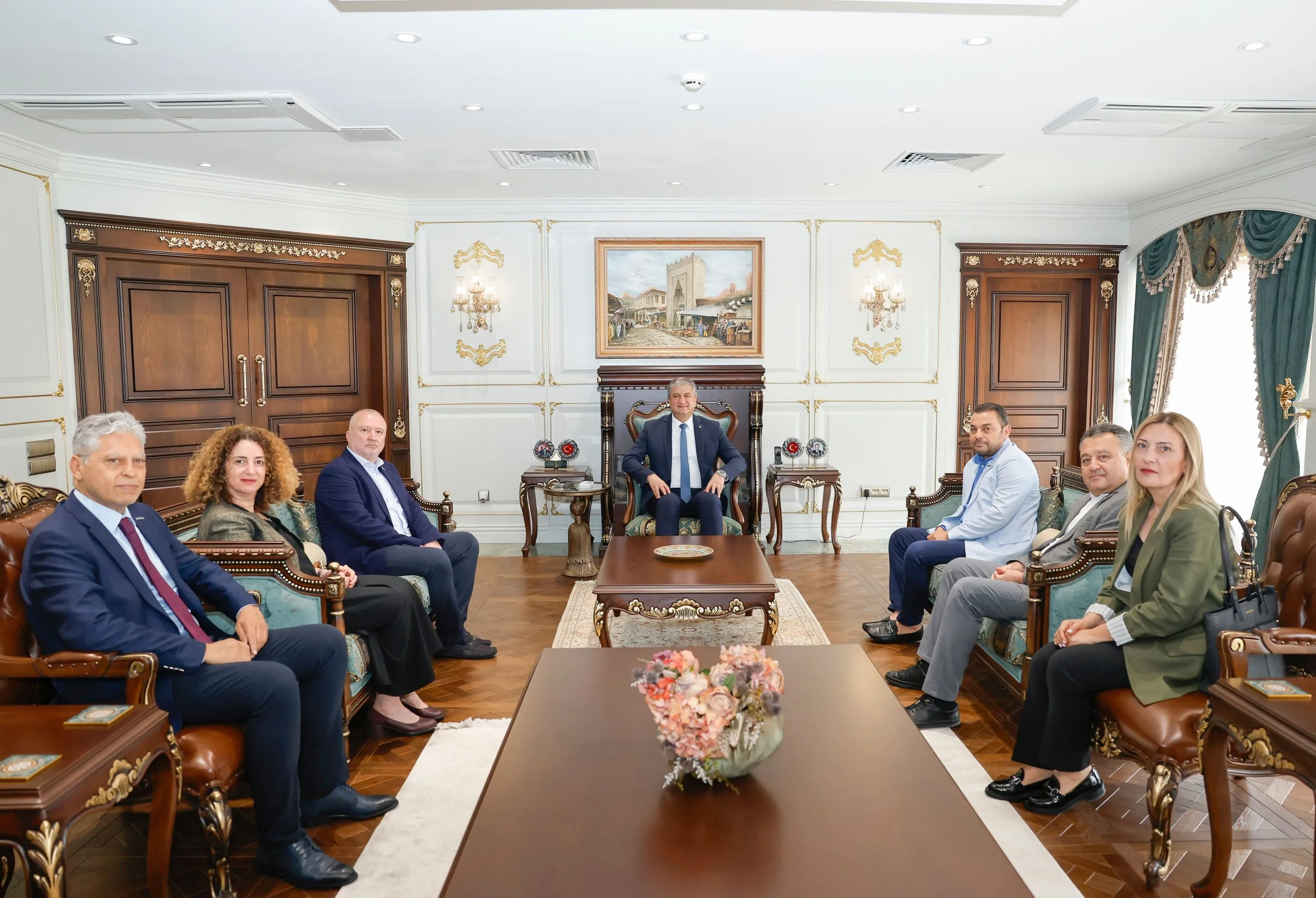 Adana Valiliği'nde spor, sanayi ve iş birliği gündemi
