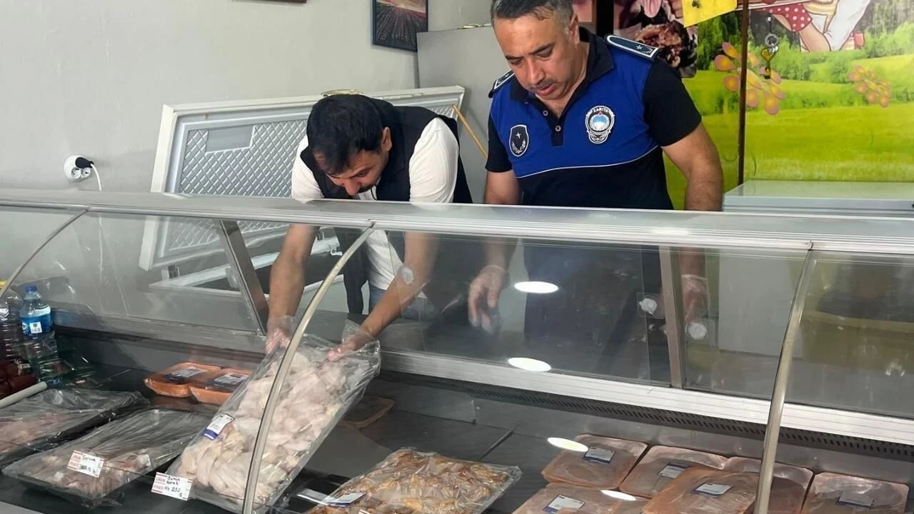 Yumurtalık’ta gıda işletmelerine sıkı denetim