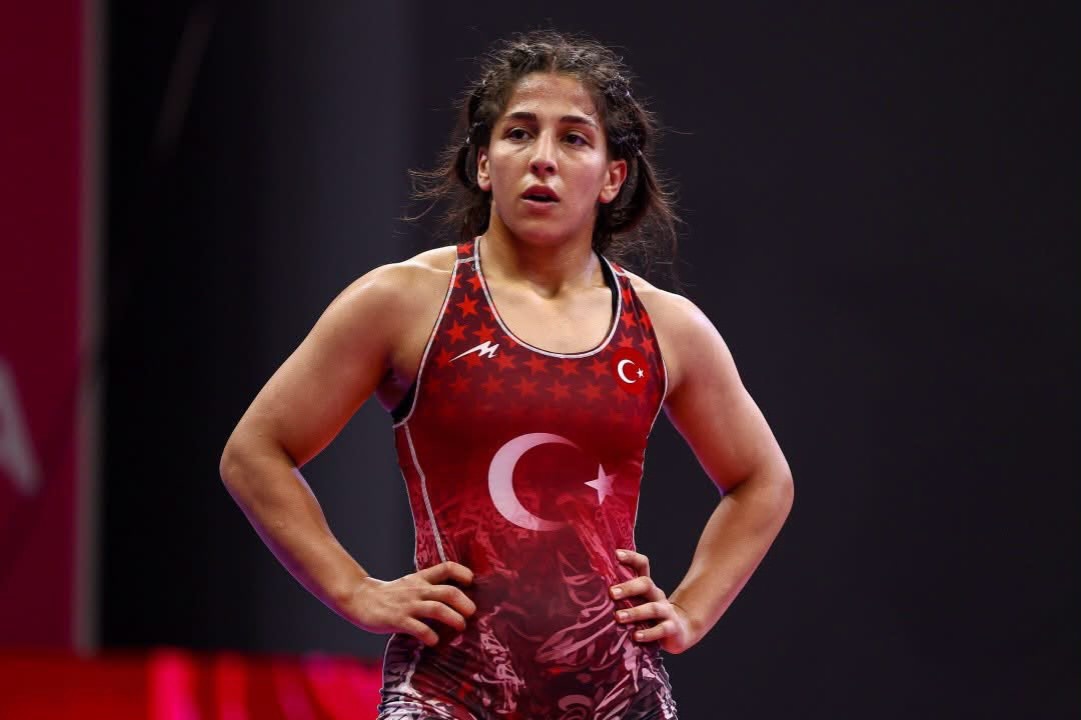 Adanalı milli güreşçi Elif Şevval Kurt Avrupa şampiyonu oldu