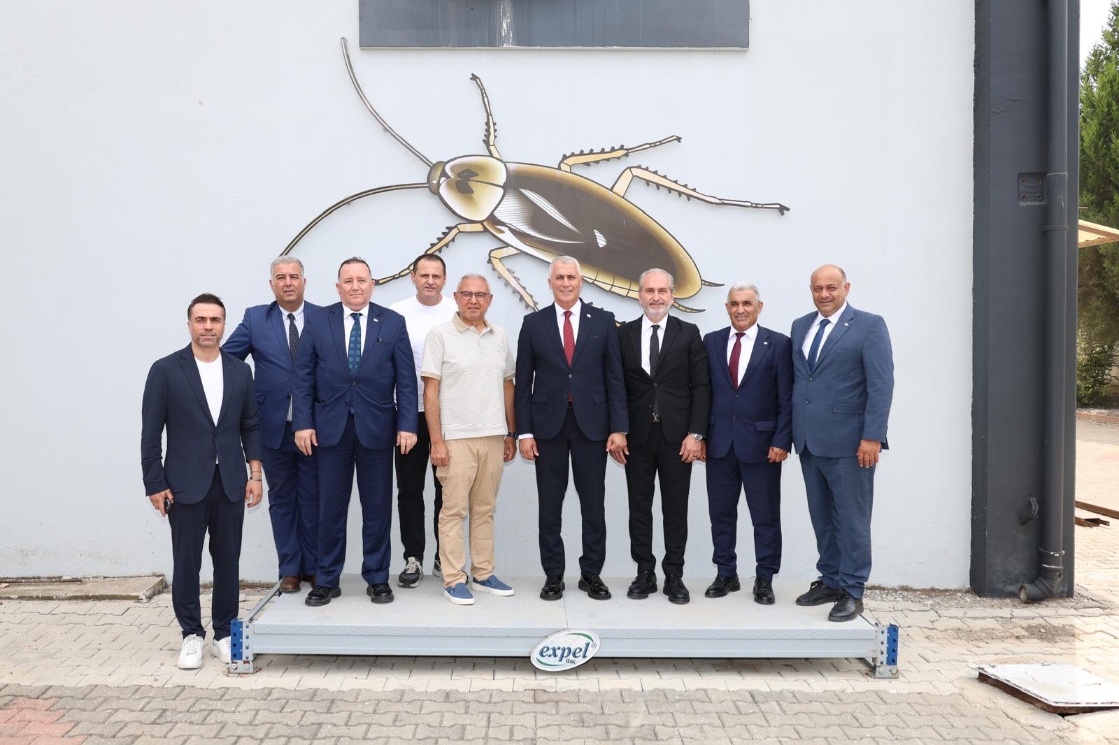 KKTC Ekonomi ve Enerji Bakanı Olgun Amcaoğlu'ndan Expel'e ziyaret