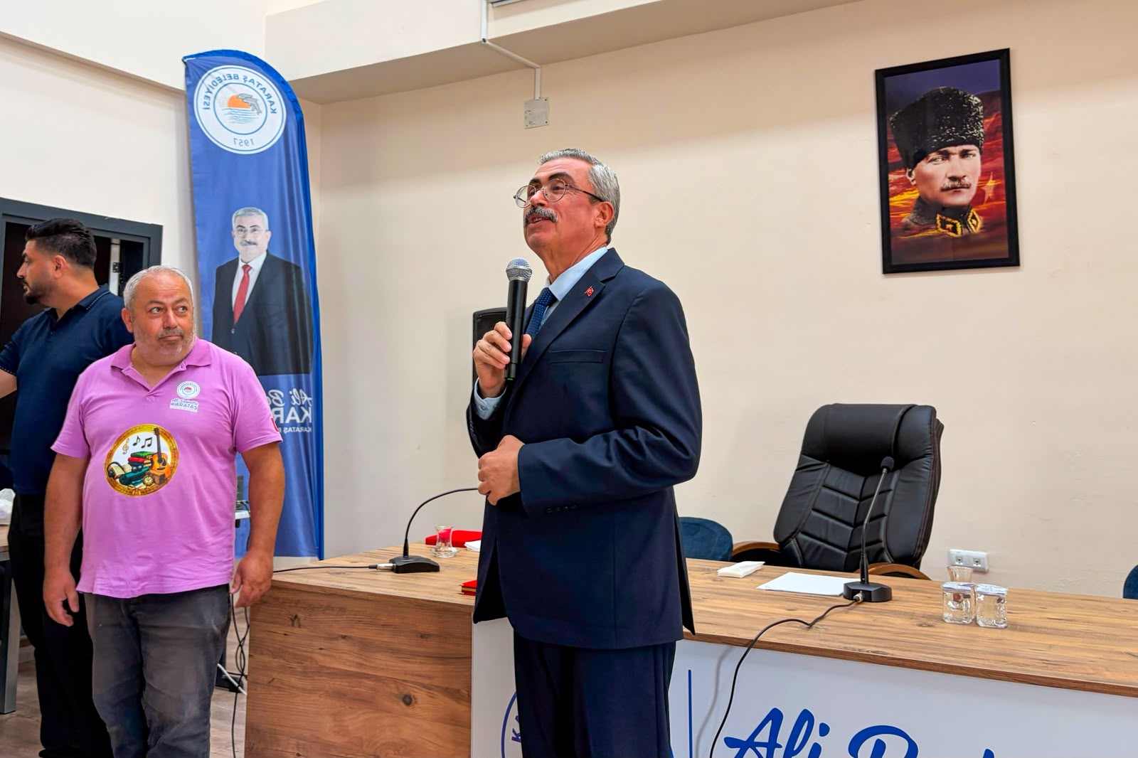Başkan Karataş’tan başarılı voleybolculara tebrik mesajı