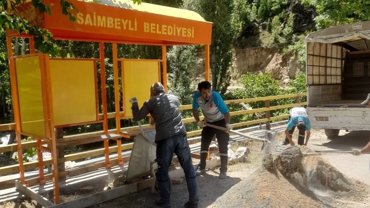 Saimbeyli’de 10 noktaya yeni yolcu durağı