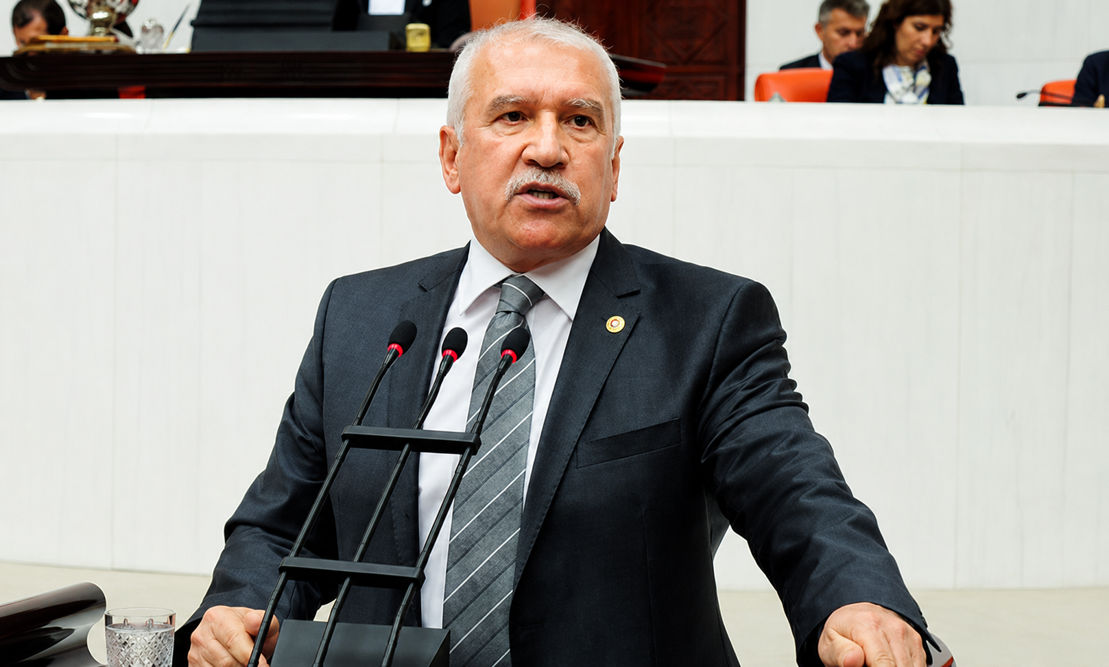 Siyasetçi ve iş insanı Ümit Özgümüş’ün annesi vefat etti