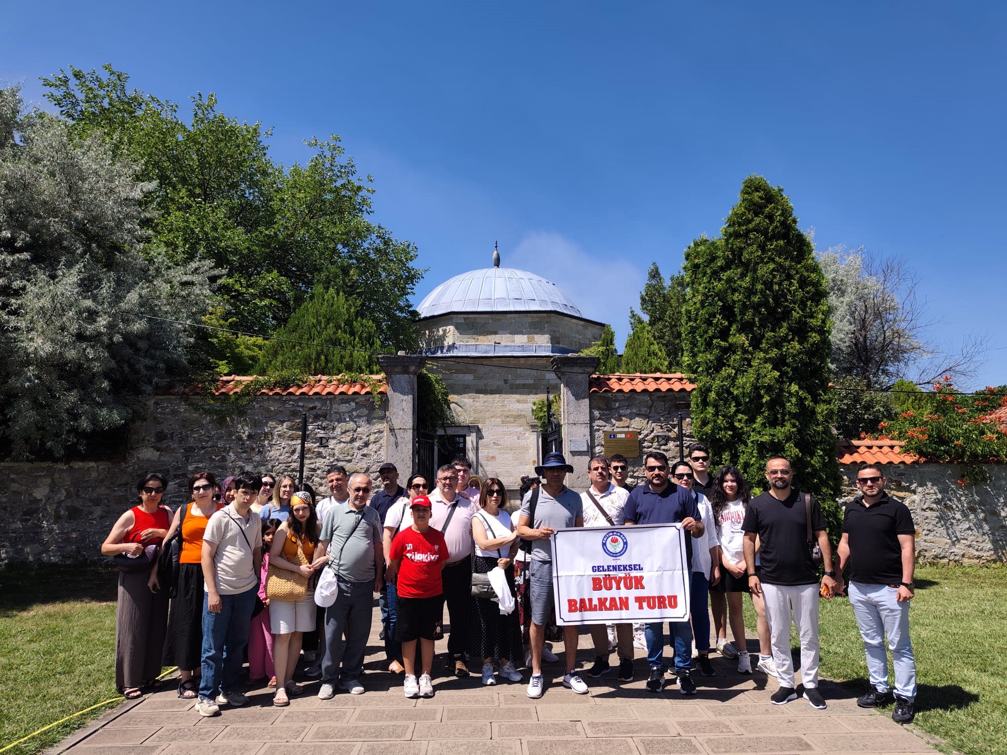 Eğitim-Bir-Sen Adana Şubesi’nin Balkan turu tamamlandı