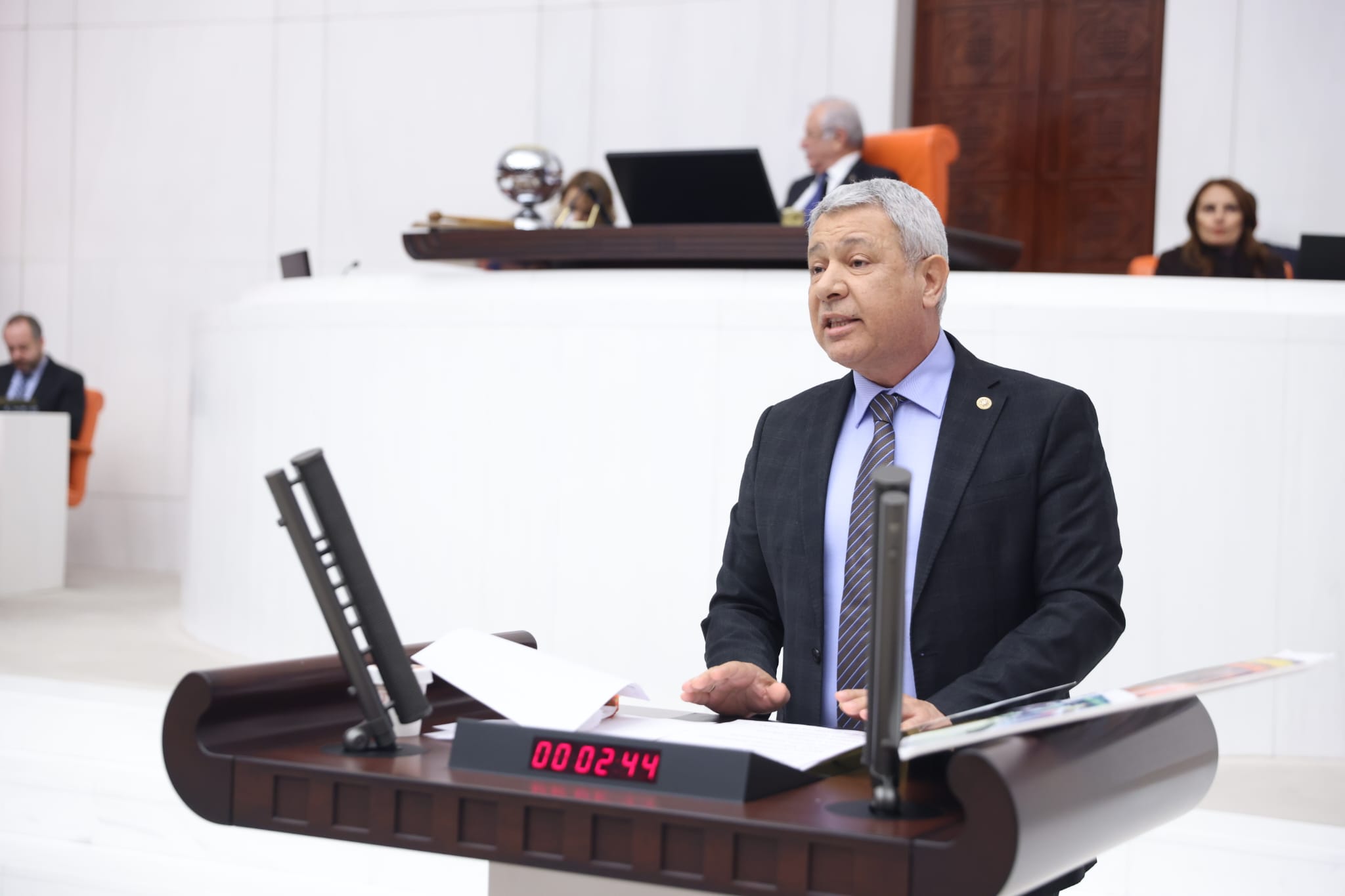CHP Adana Milletvekili Orhan Sümer: “Çözüm ithalat değil, çiftçiyi desteklemektir”