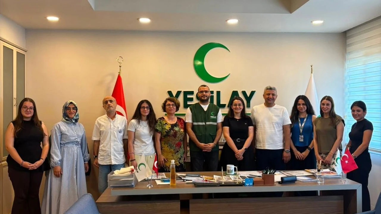 Yeşilay Adana’dan Çukurova Üniversitesi’nde bağımlılıkla mücadele çalışması