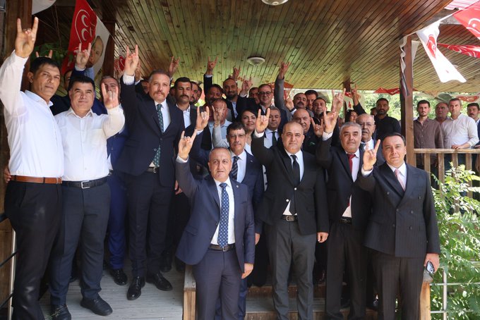 MHP Saimbeyli 15. Olağan İlçe Kongresi'nde Mehmet Durmuşoğlu güven tazeledi