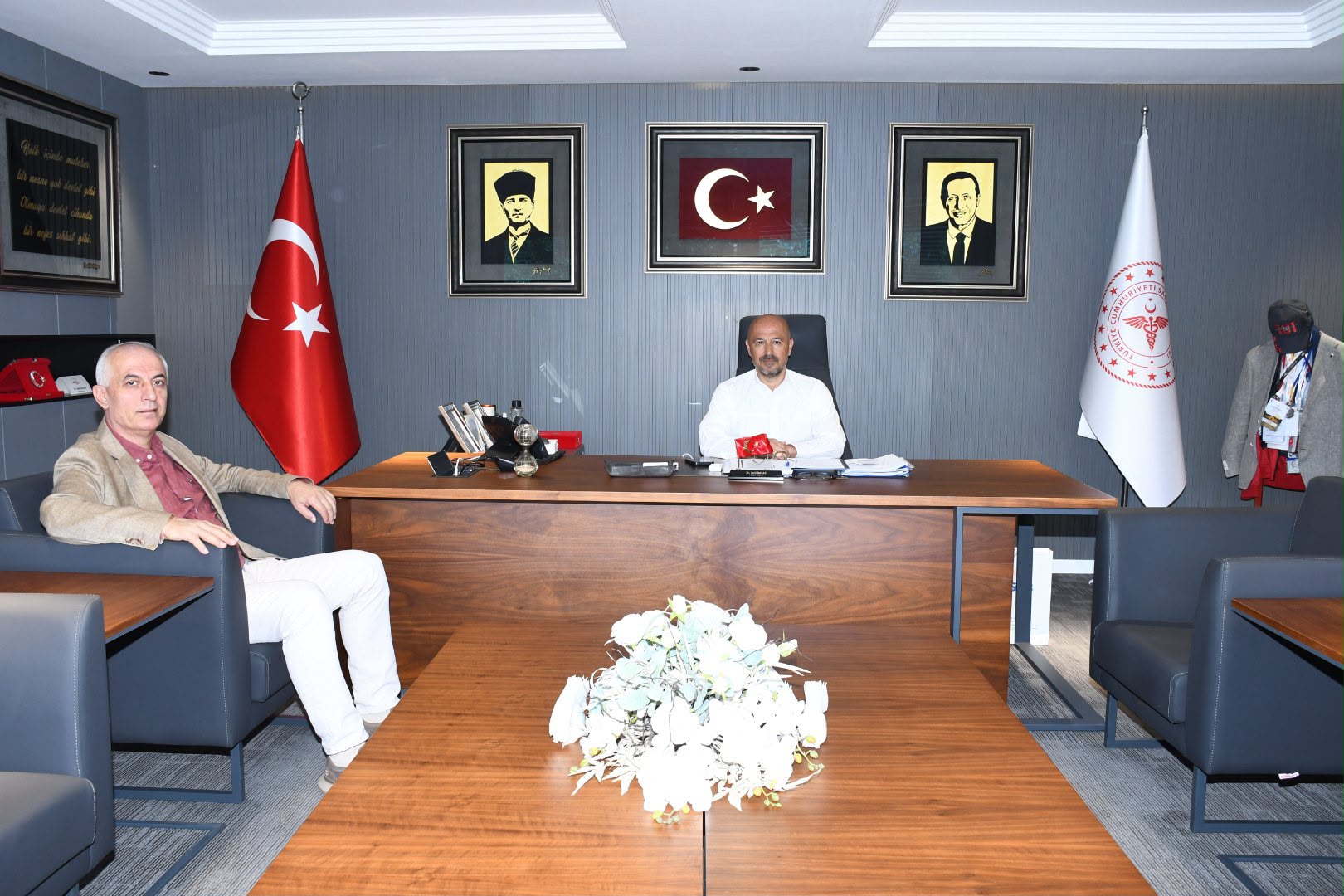 Adana İl Sağlık Müdürü Uzm. Dr. Halil Nacar: “Esnafımıza yönelik sağlık hizmetlerini değerlendirdik”