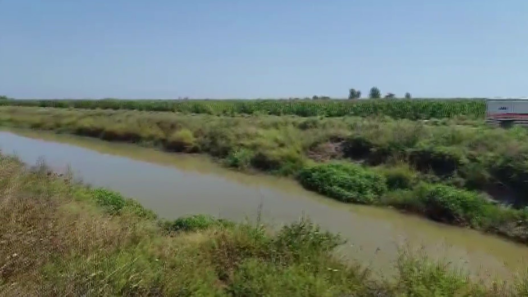 Ceyhan Nehri’nde kaybolan balıkçı için arama çalışması başlatıldı