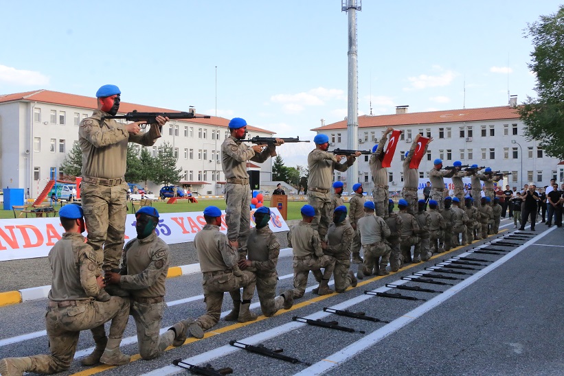 Adana’da 16 mahallenin asayiş sorumluluğu jandarmaya devrediliyor