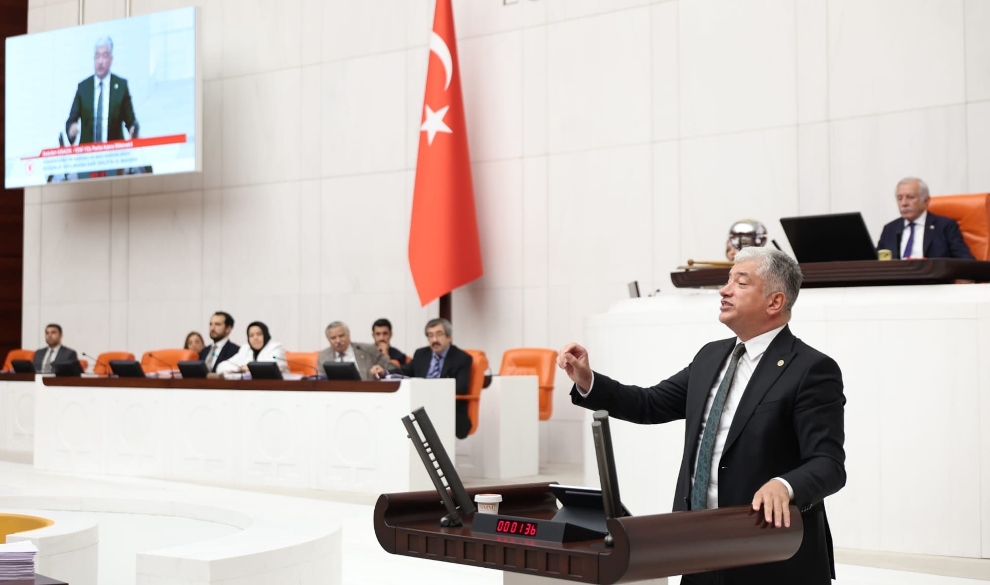 Kısacık: "Yükseköğretimin temel sorunlarını çözen bir düzenleme yok"