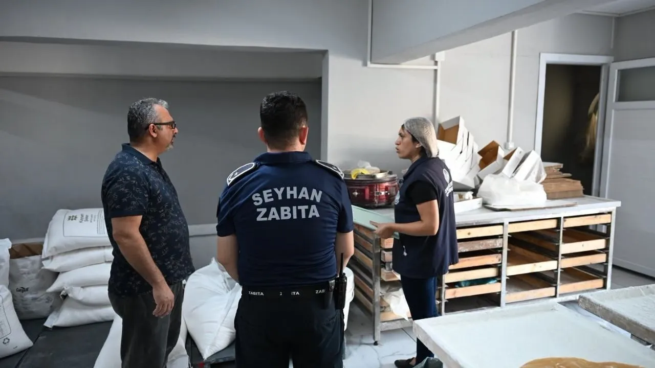 Seyhan’da gıda işletmelerine hijyen ve depolama denetimi